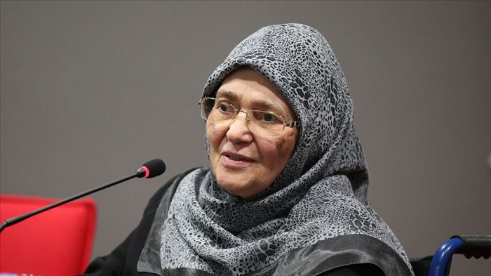 M&uuml;cadeleci bir kalem: Şule Y&uuml;ksel Şenler