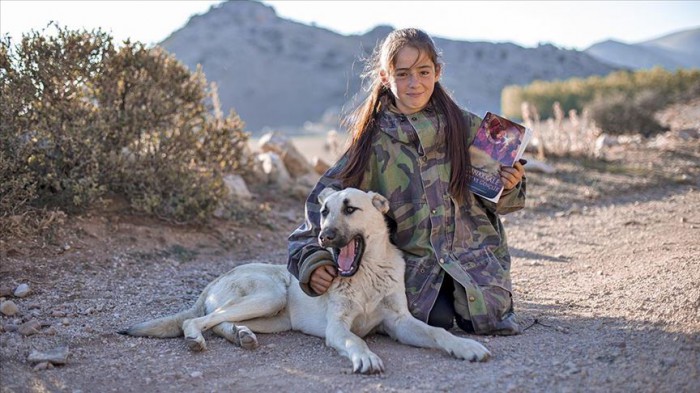  Toroslar'ın kardeleni: Y&ouml;r&uuml;k kızı Emine
