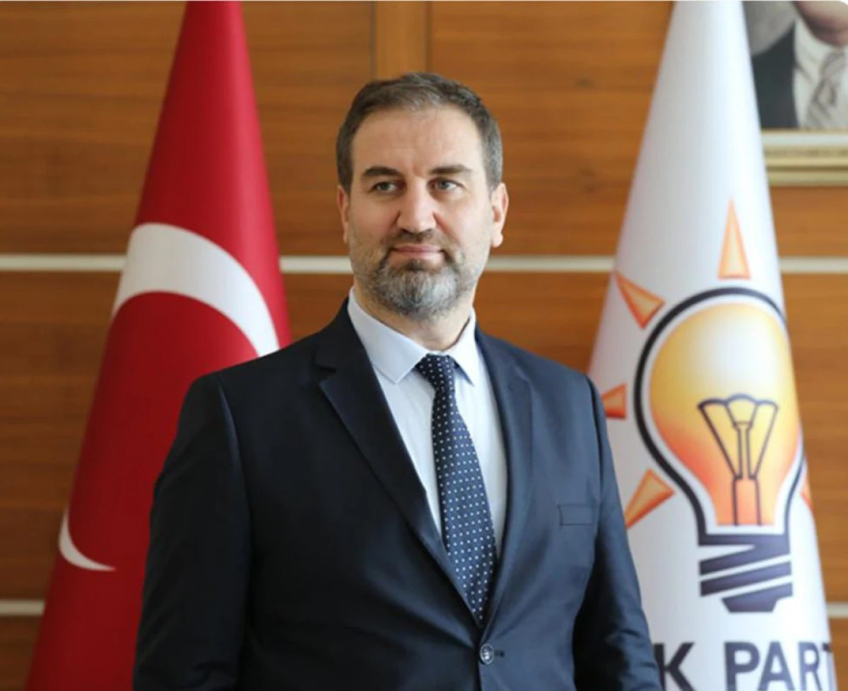 Anketlerde Akparti Birinci &Ccedil;ıkıyor