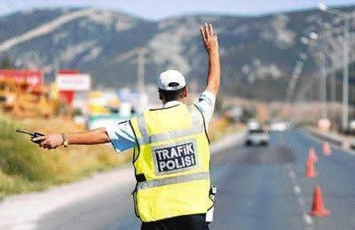 Kendisi K&uuml;&ccedil;&uuml;k Cezası B&uuml;y&uuml;k