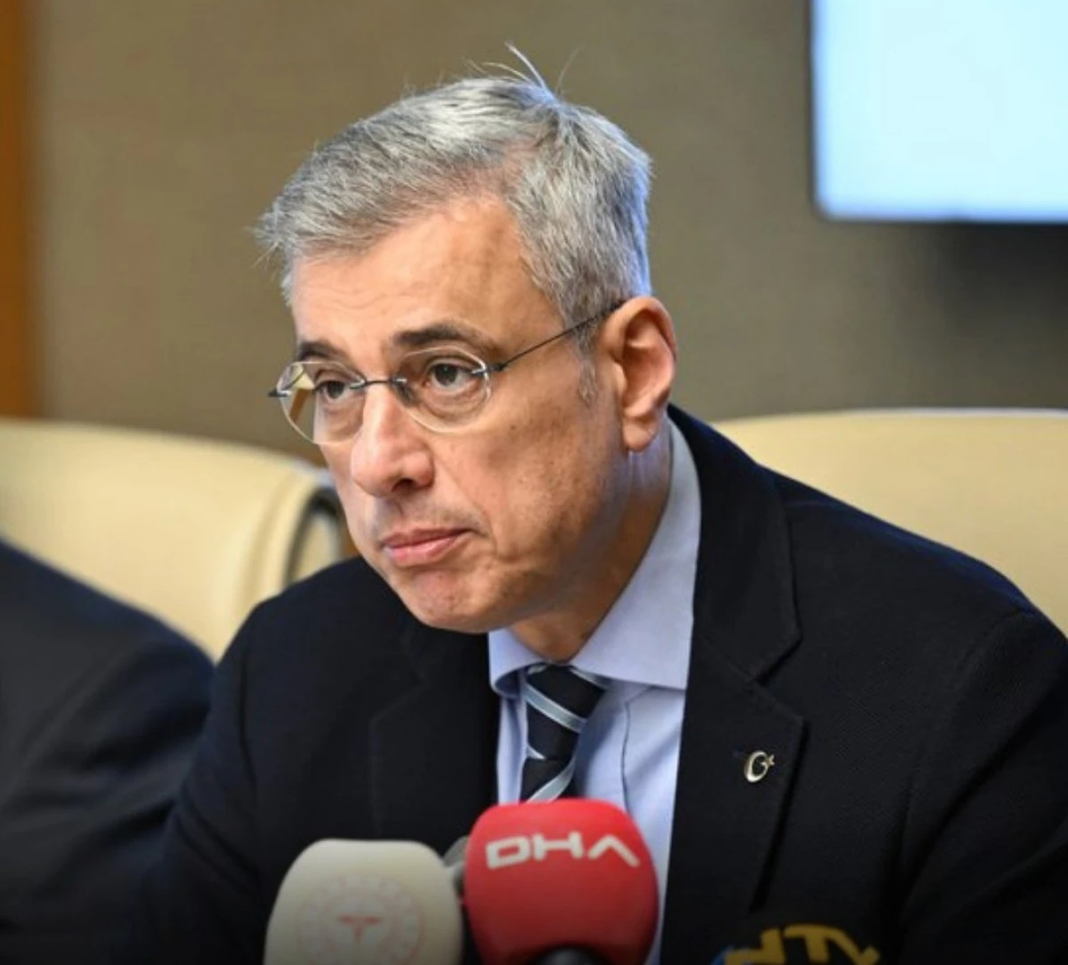 MEMİŞOĞLU SGK GERİ &Ouml;DEMEYE DAHİL EDİLEN İLA&Ccedil;LAR HAKKINDA BİLGİ VERDİ