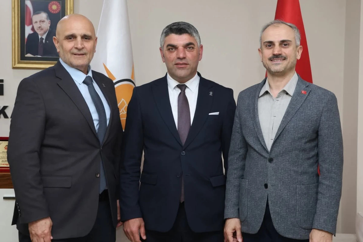 Yeniden Refah &Ccedil;ayırova İl&ccedil;e Başkanı İstifa Etti